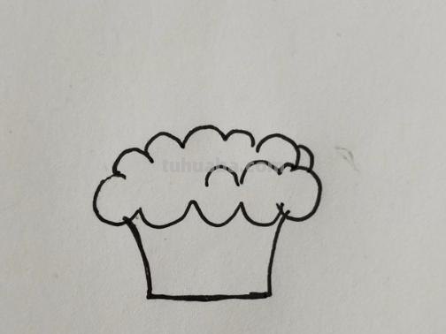 蛋糕的简笔画怎么画 蛋糕画画教程？