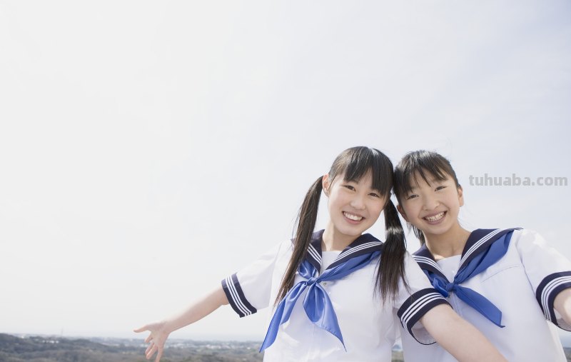 如何培养幼儿的合作交往能力呢?如何做好幼儿英语语音教学呢?