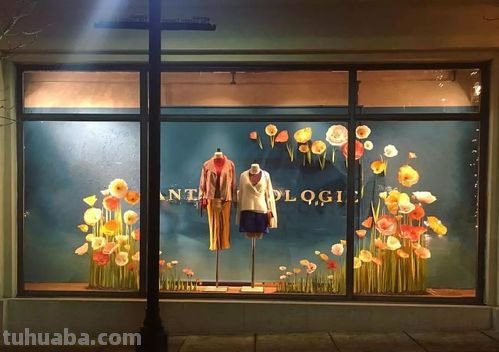 如何用色彩搭配橱窗制作吸睛大片