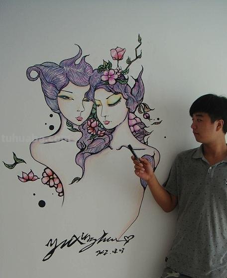 彩铅丙烯结合怎么画 手绘墙画可以用彩铅画吗？