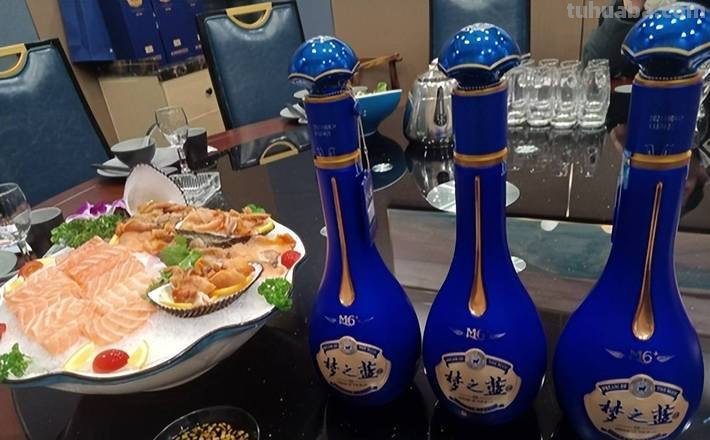 江苏饮酒怪象,酒桌上很少见茅台和洋河,这5款粮食酒却经常饮用