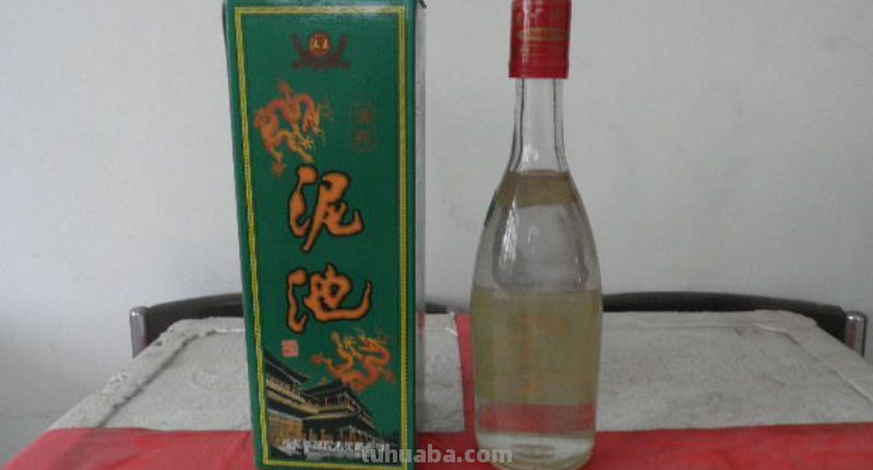 江苏饮酒怪象，酒桌上很少见茅台和洋河，这5款粮食酒却经常饮用