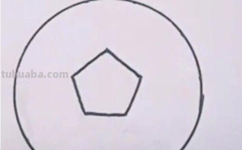 足球框速写 怎么画足球？