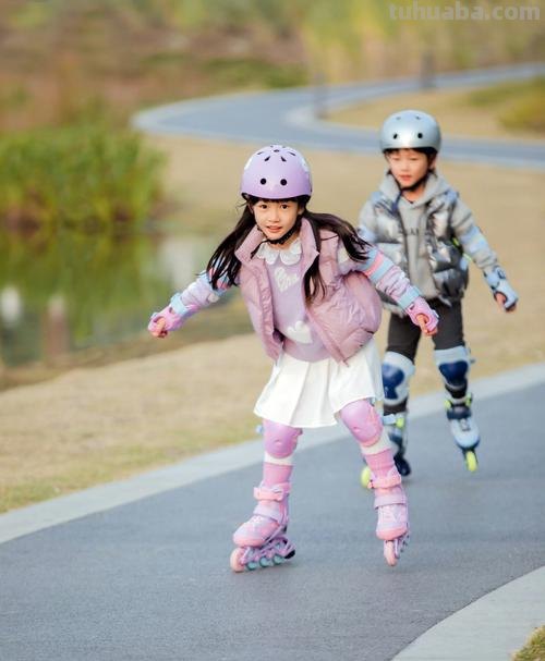 儿童学溜冰技巧 儿童学溜冰技巧有哪些