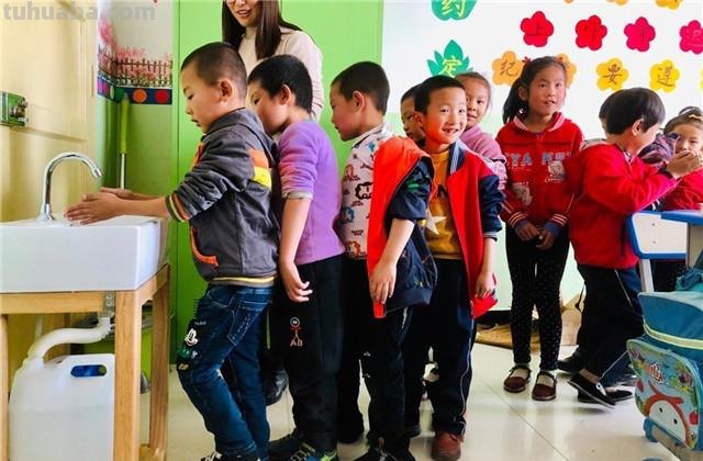 为何而设计？你手中的一滴水关系到四千万农村孩子