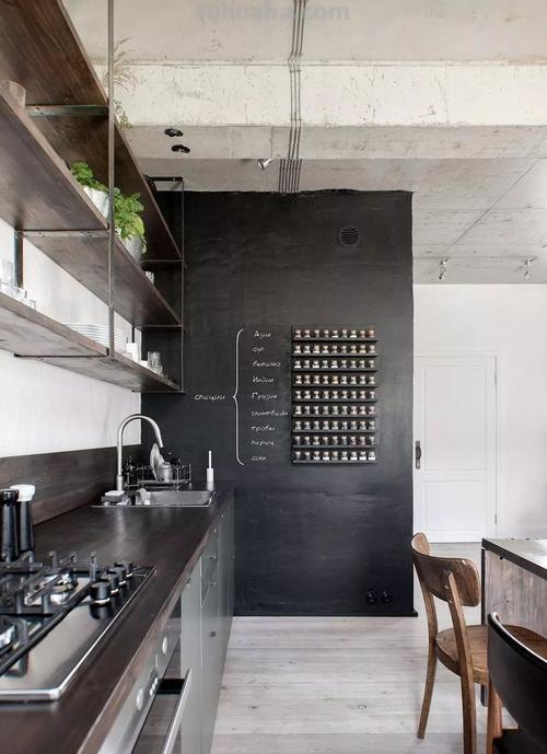 87㎡复古工业风，金属+水泥与原木的碰撞，小两居装出豪宅范