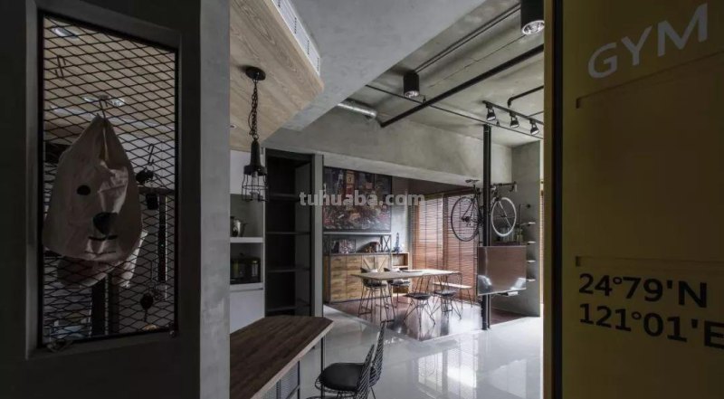 87㎡复古工业风，金属+水泥与原木的碰撞，小两居装出豪宅范