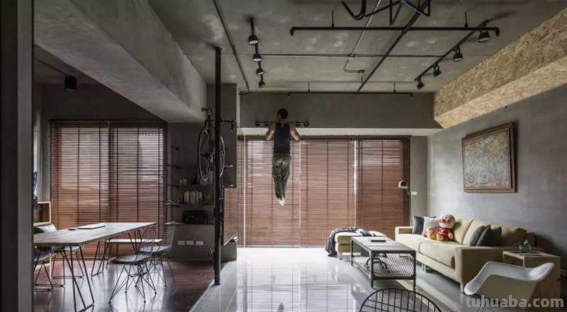 87㎡复古工业风，金属+水泥与原木的碰撞，小两居装出豪宅范