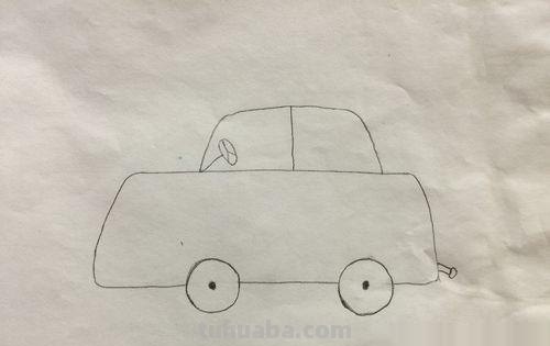 小轿车怎么画简笔画 如何画汽车简笔画？