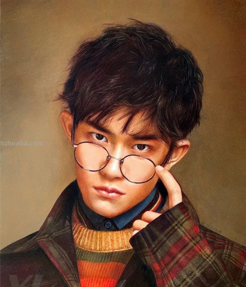 清华男神用彩铅画活万千美少女,笔下肖战逼真到“变态”,我跪了 清华男神用彩铅画活万千美少女,笔下肖战逼真到“变态”,我跪了