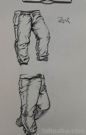 条纹衣服速写 速写怎么背衣纹？