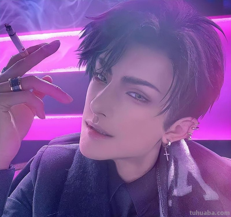 188男团Cosplay，邵群、程秀颜值高，简隋英的“雅痞”无人能及