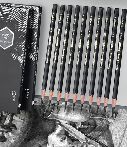 速写中软硬 炭笔有中性、软性、硬性，该怎么更好的使用？