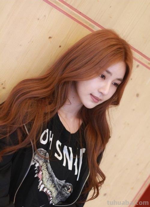 润色头发色彩4s店-打造你的美丽发色 