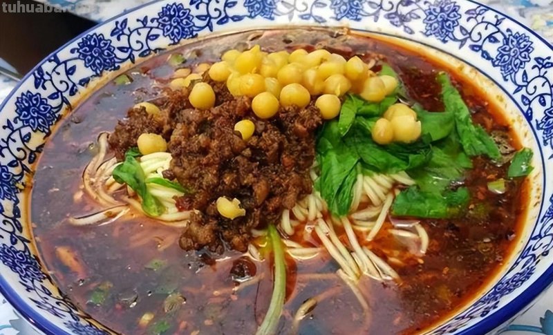 值得收藏的九款家常面食，口味香浓，风格迥异，爱吃面的有口福了