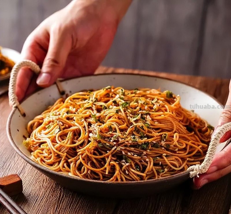 中国传统面食的发展-传统面食的独特工艺和制作流程
