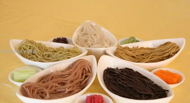 中国传统面食的发展-传统面食的独特工艺和制作流程