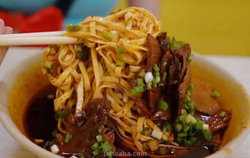 武汉10大“另类”美食，被本地人视为美味，你都吃过哪些