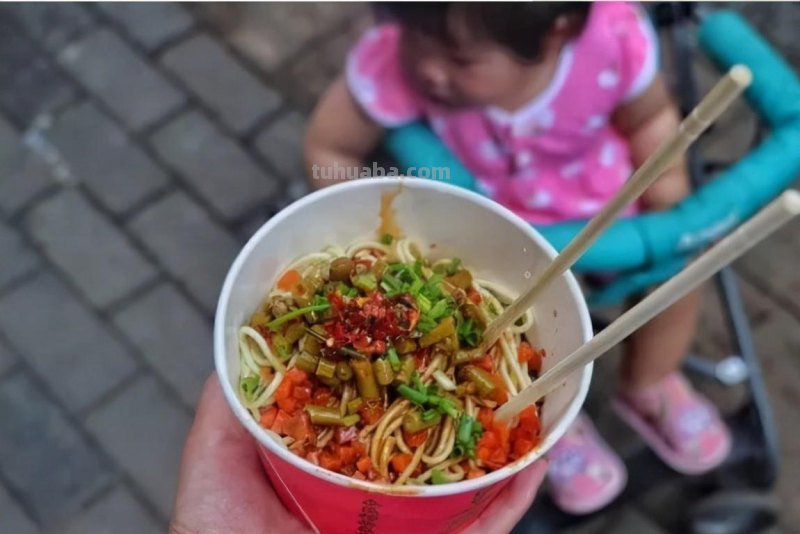 武汉10大“另类”美食，被本地人视为美味，你都吃过哪些
