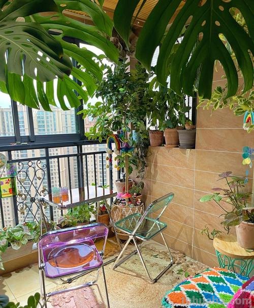 打造阳台的色彩世界——阳台色彩及阳台色彩搭配 