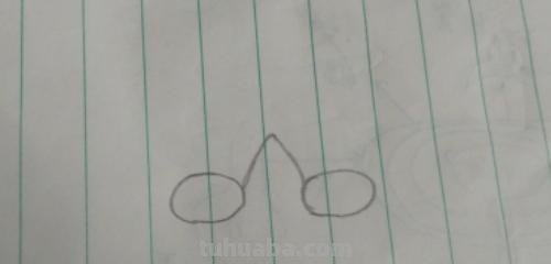熊二怎么画简笔画 画小熊的简笔画？