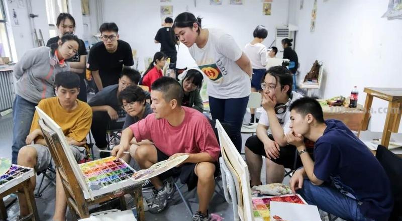 北京色彩培训学校：打造你的色彩世界 