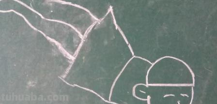 人在游泳怎么画简笔画 怎样才能画好一个正在游泳的人？