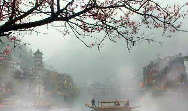 水光潋滟晴方好,山色空蒙雨亦奇描写的是什么地方的景 水光潋滟晴方好,山色空蒙雨亦奇描写的是什么地方的景