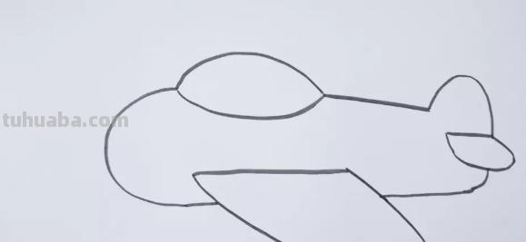 绘画教程-飞机，翅膀闪着亮光带着呼啸