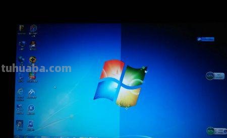 如何解决电脑屏幕失色的问题？ 