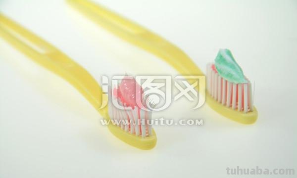 牙膏的色彩及牙膏色彩画 