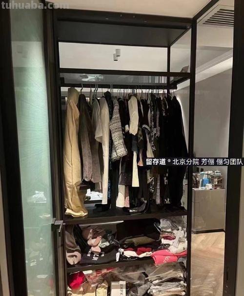 【HM色彩趋向解析:打造时尚新潮的衣橱必备】