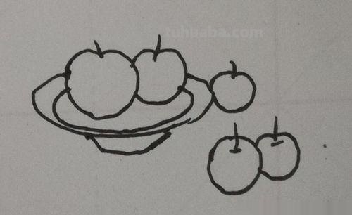 香蕉苹果怎么画简笔画 香蕉的简笔画的画法？