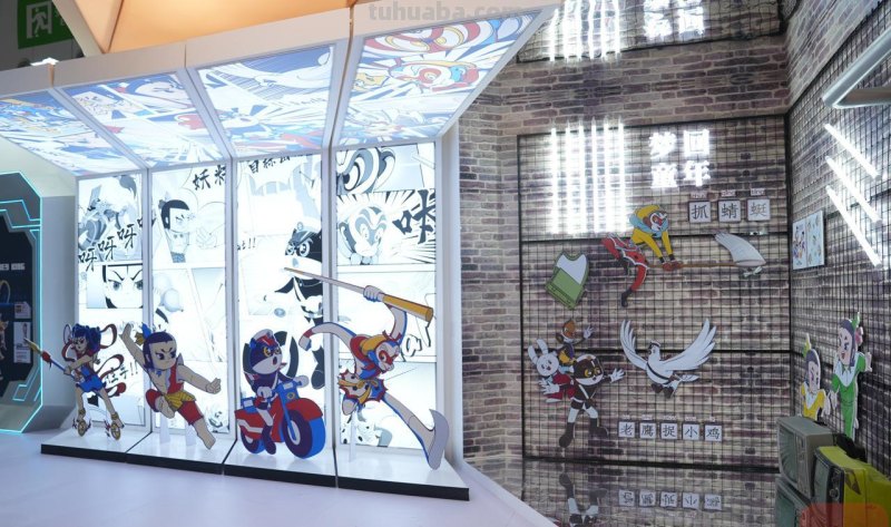 亚洲最大玩具展开幕 成都西博城上演“玩具总动员”