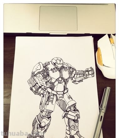 用彩铅画动漫机甲怎么画 如何画机甲？