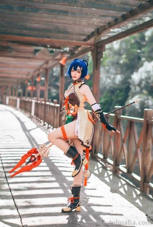 原神:足以封神的9位女cos!香菱活泼绫华大气,小草神这是本人?