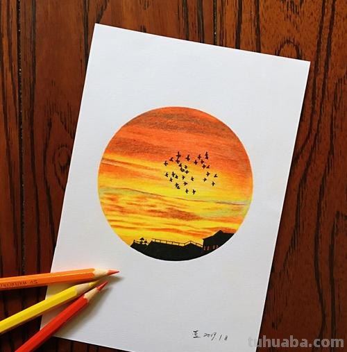 秋天晚霞的彩铅画怎么画 8-10岁画秋天景色彩铅?