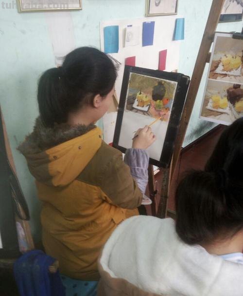素描色彩培训班：让你的绘画更加生动 