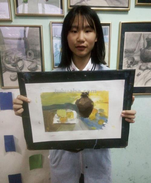 素描色彩培训班：让你的绘画更加生动 