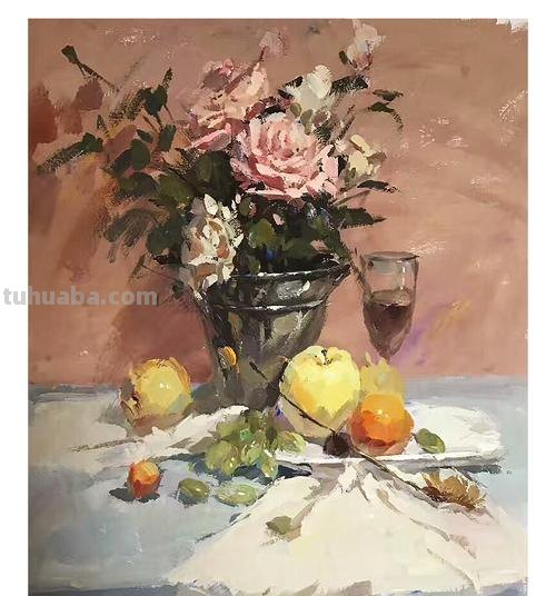 玻璃花瓶色彩及玻璃花瓶色彩怎么画