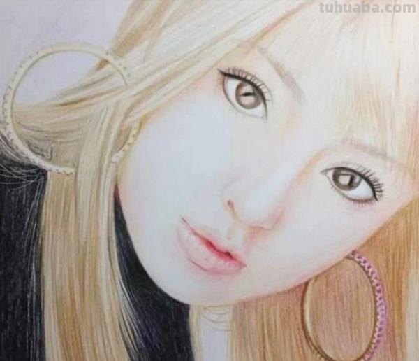 美术生画彩铅人物怎么画 彩铅手绘人物教程？