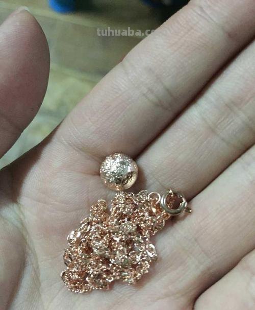 【白色彩金会掉色吗?】——涂画吧小编告诉你真相!