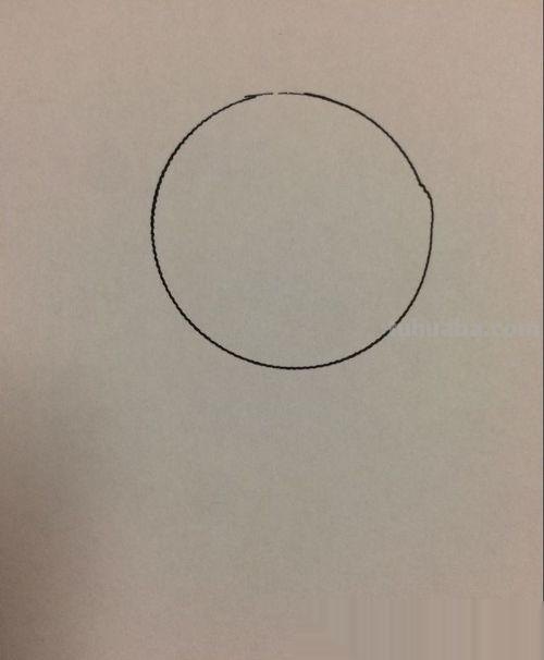 篮球足球怎么画简笔画 怎么画足球？