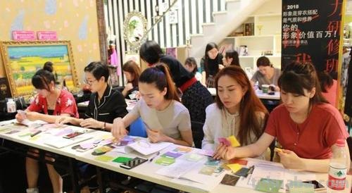 焕然色彩及焕然色彩形象设计有限公司——为品牌注入生机的专业设计团队