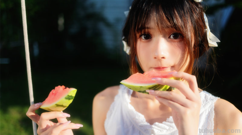 兔子Zzz不吃胡萝卜cosplay美照集，炎炎夏日的清凉担当