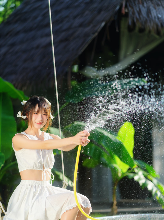 兔子Zzz不吃胡萝卜cosplay美照集，炎炎夏日的清凉担当