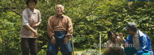 哪位大神有再见金钱,前往贫困村2015年上映的由松田龙平主演的百度云资源...