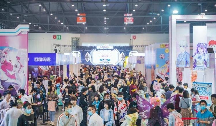 今天,“国风”席卷漫展!接下来三天假期,如何玩转动漫节?