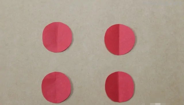 用彩铅画自制贴纸怎么画 如何自己做小贴纸做得像买的一样？