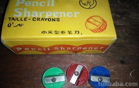 80、90年代的文具，和现在的对比下，能让孩子们懂得珍惜了吗？